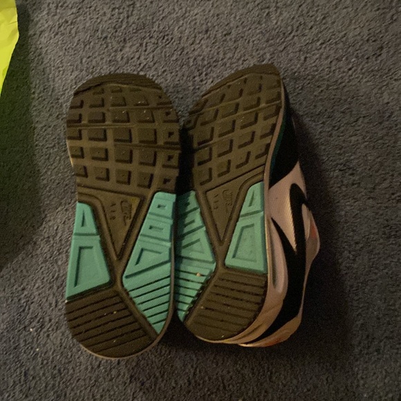 Nike Air Max. Size 9 - Picture 5 of 5